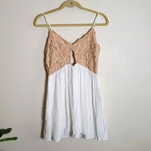 Tularosa Bryce mini dress, babydoll dress, women's size medium.